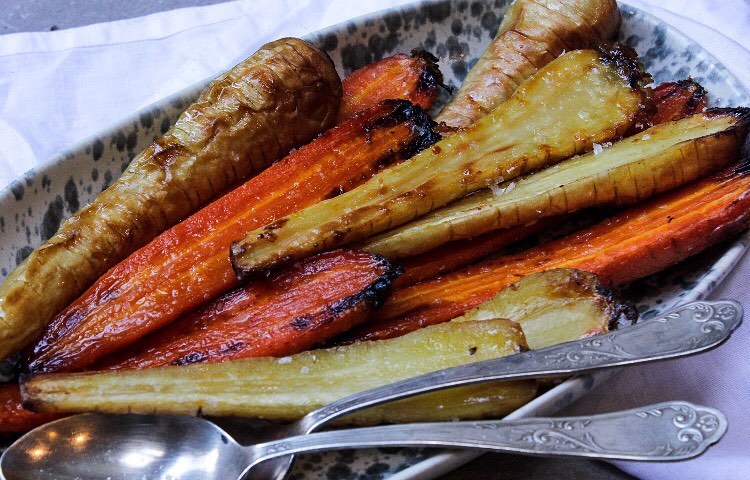 Maple Glazed Roasted Carrots and Parsnips