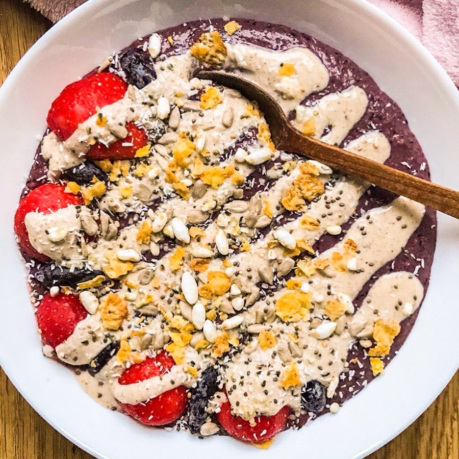 Vegan Berry Protein Overnight Oats Smoothie