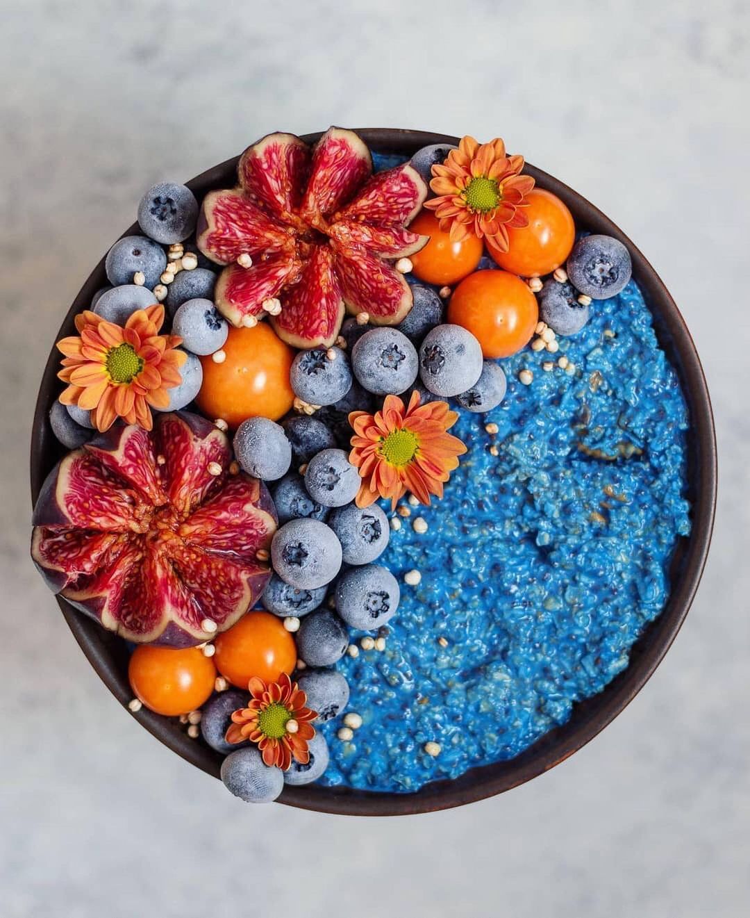 Simple Fruit Cocktail with Chlorella