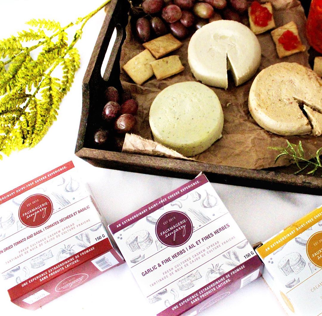 Easy Fancy Crackers and Cheese Board