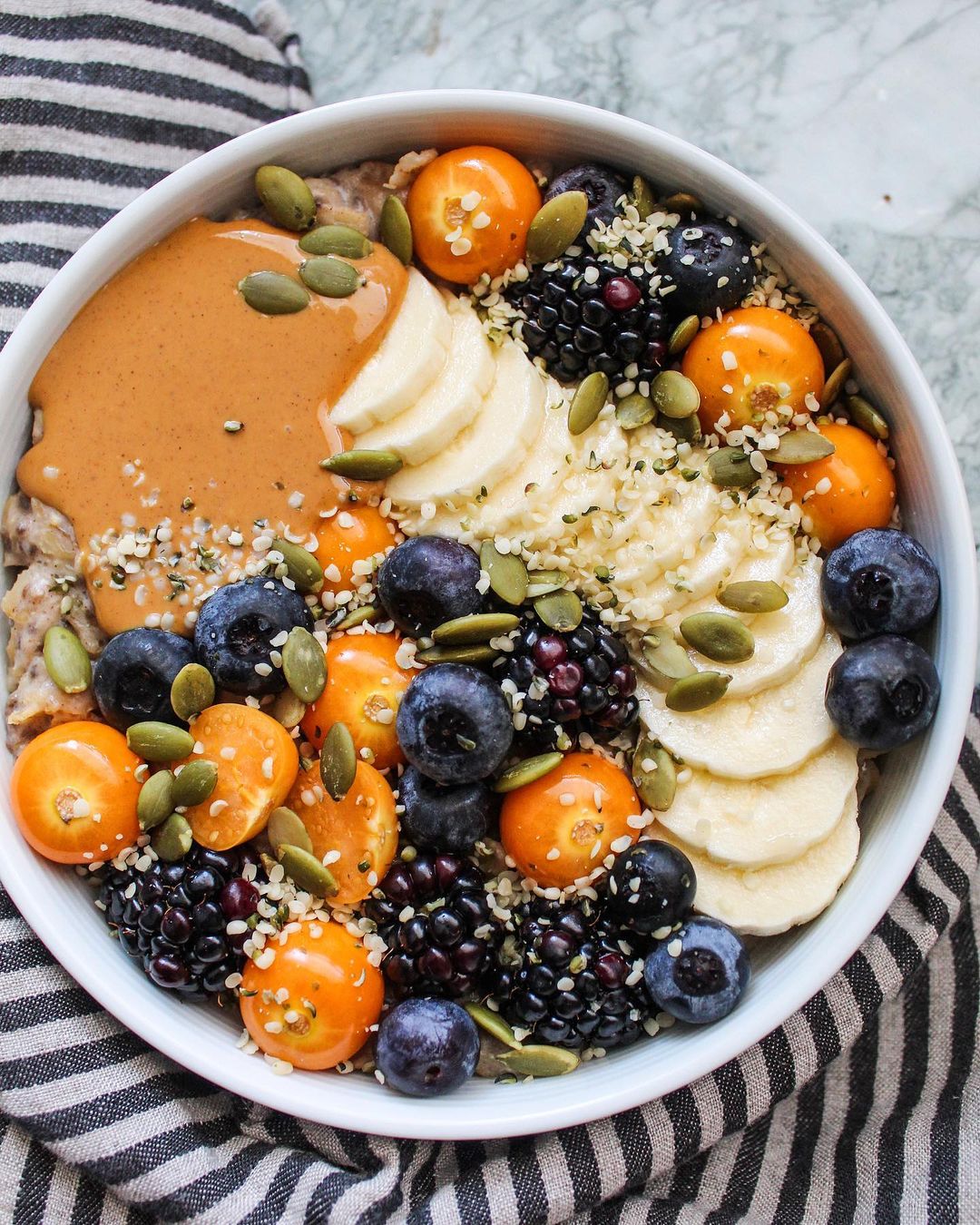 Banana and Cinnamon Oatmeal