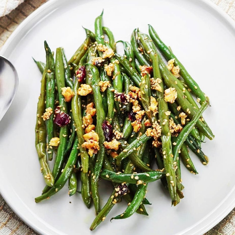 Green Bean Salad with Cranberries and Walnuts