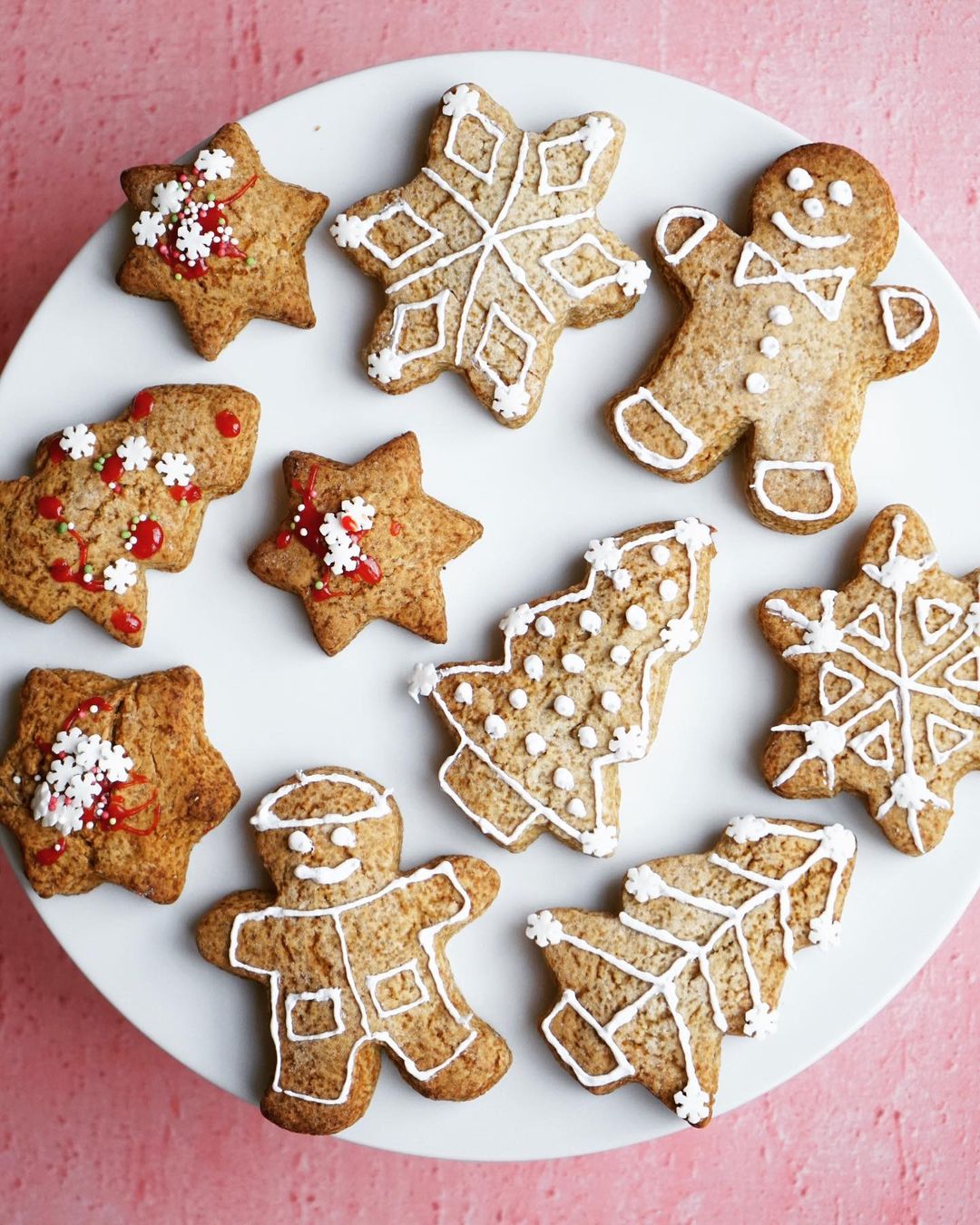 Egg-Free Christmas Biscuits with Ginger Spices
