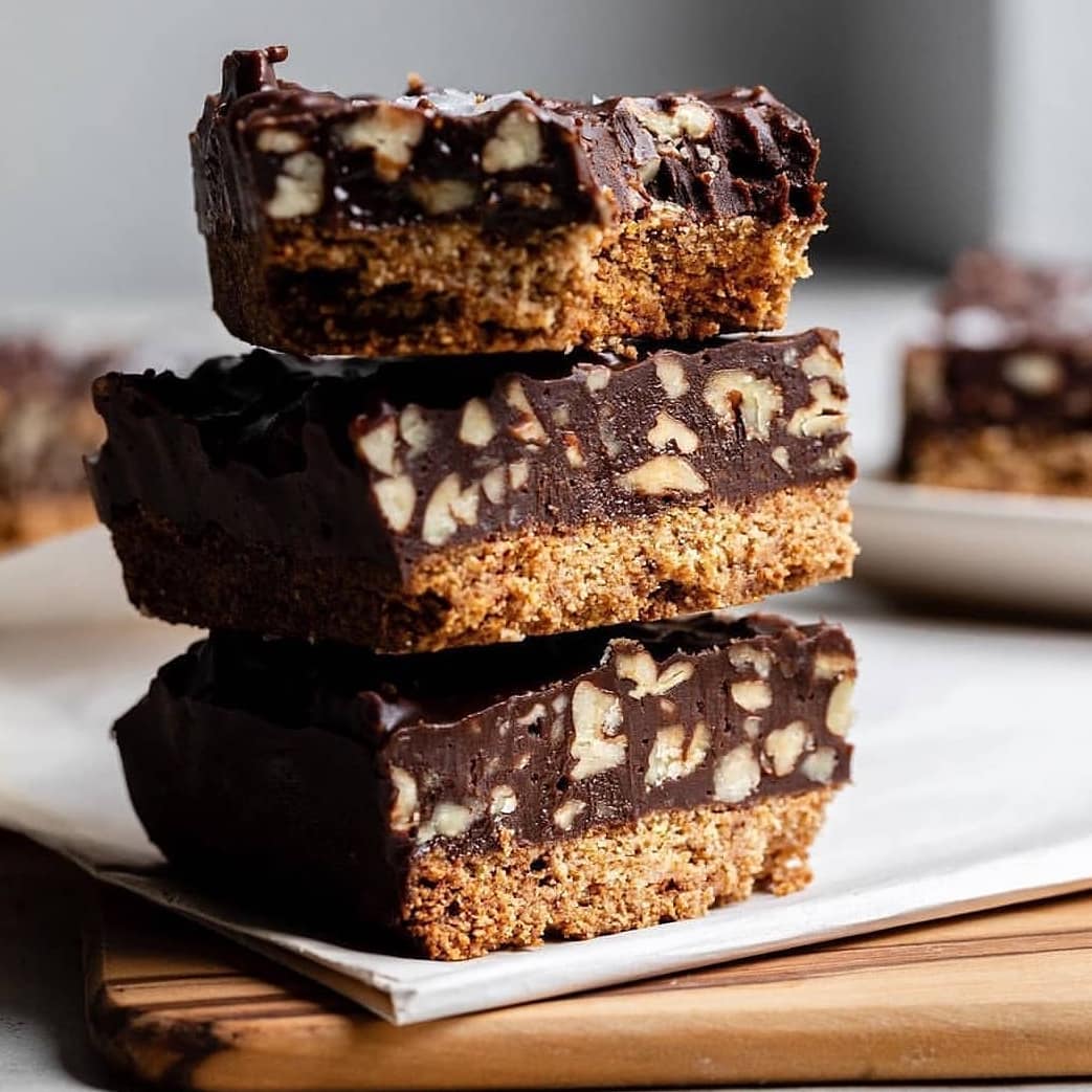 Chocolate Pecan Fudge Bars