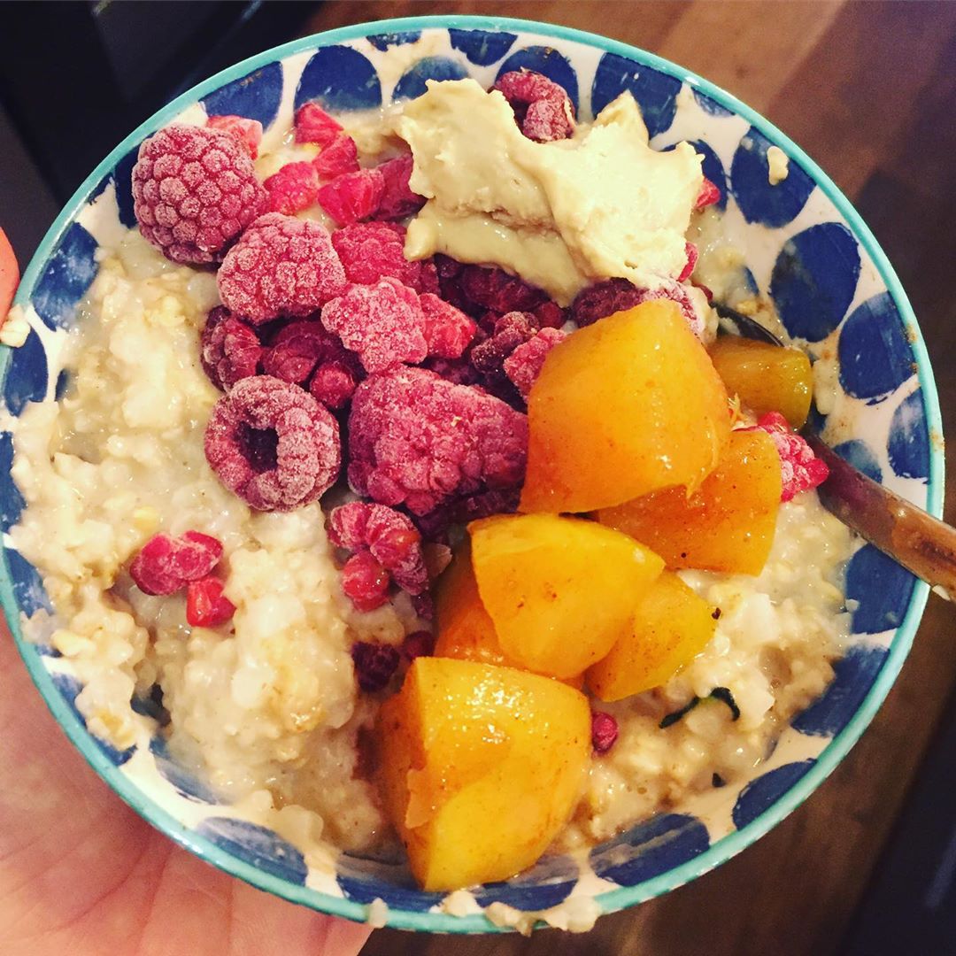 Gingerbread and Vanilla Cauliflower Oats