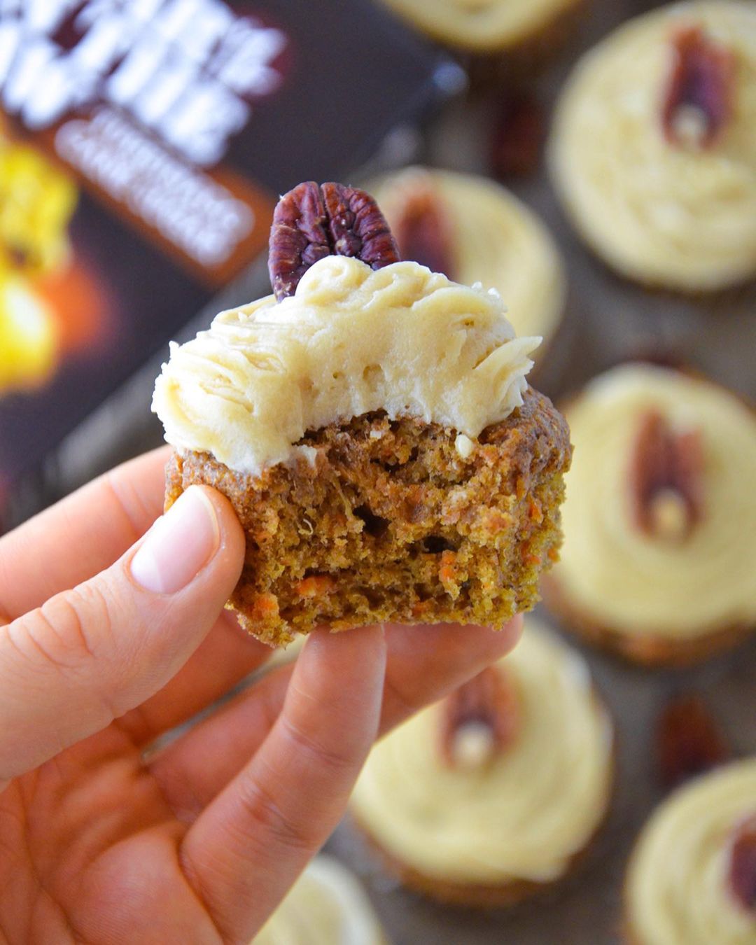 Vegan Carrot Cake Cupcakes