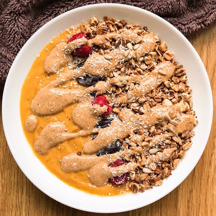 Vegan Mango Pumpkin Smoothie Bowl