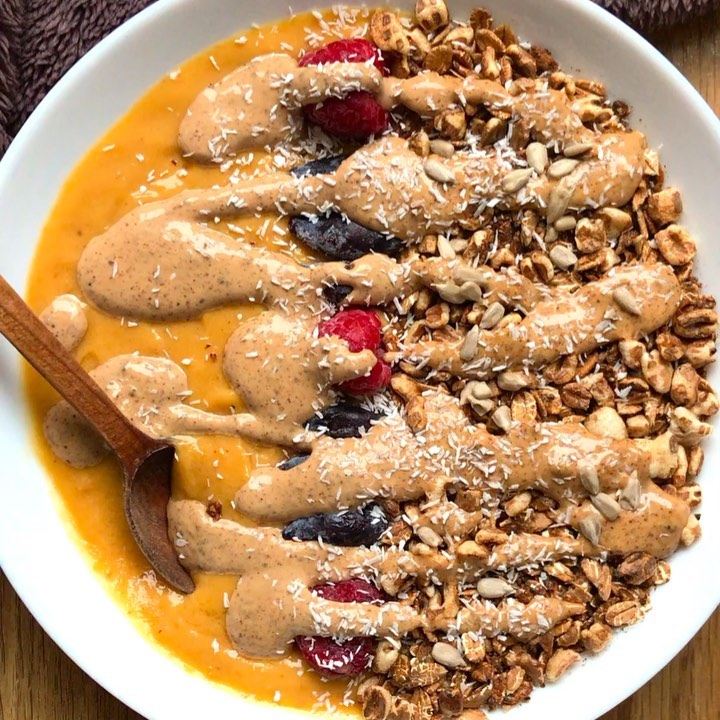 Vegan Mango Pumpkin Smoothie Bowl