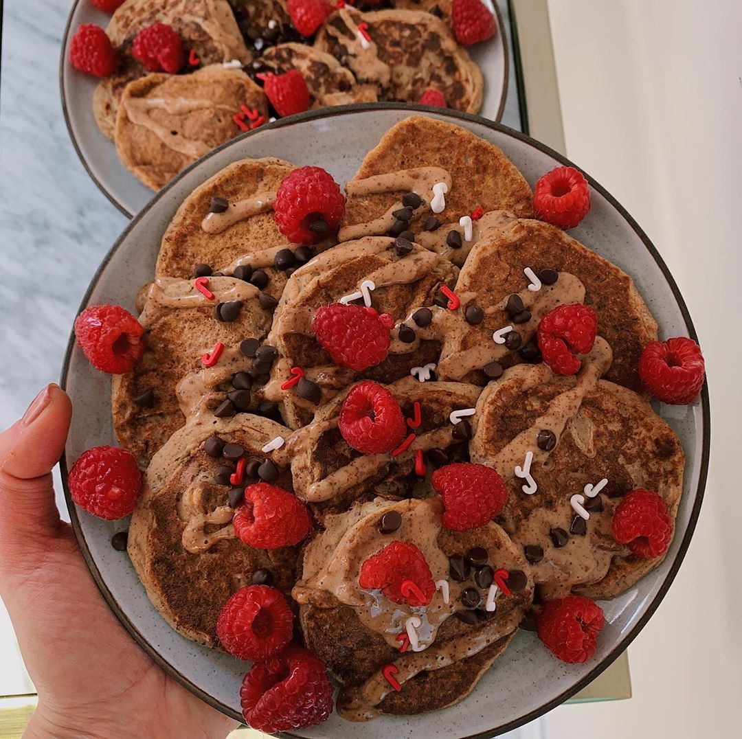 Vegan Banana Oat Pancakes