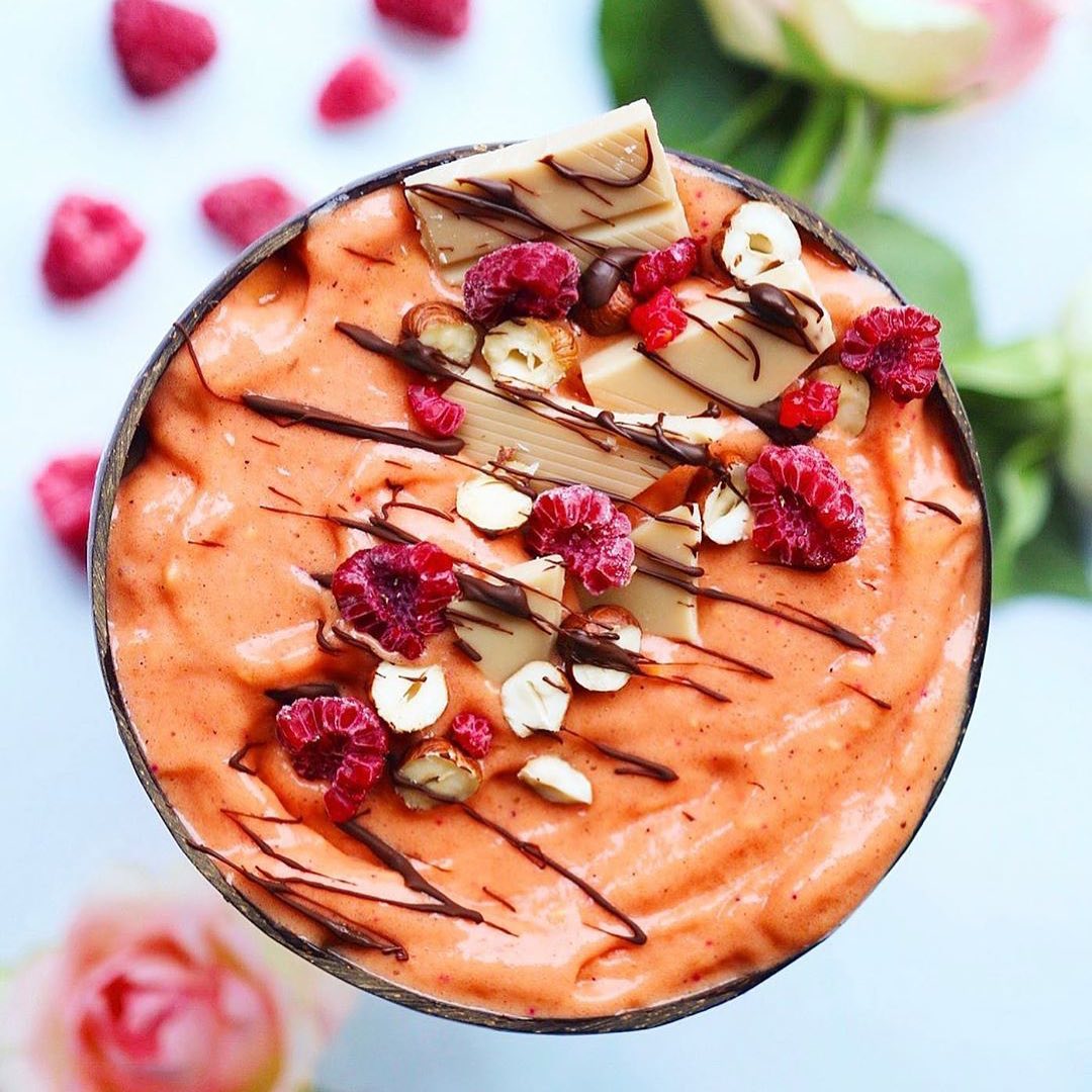 Vegan Smoothie Bowl with Frozen Fruits and Pitaya