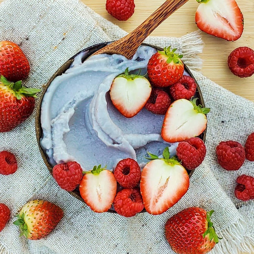 Pineapple Cauliflower Banana Smoothie Bowl