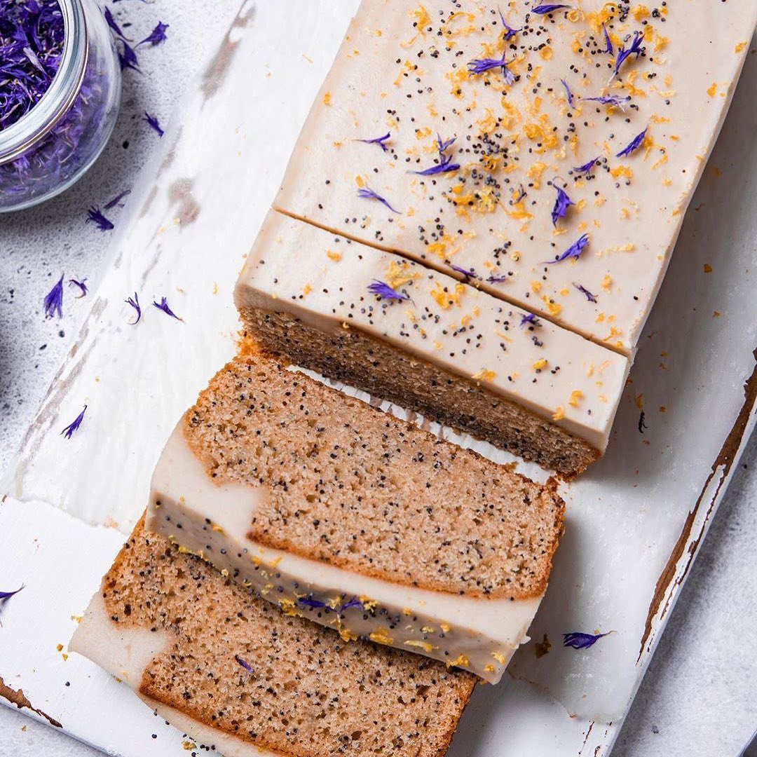 Vegan Lemon Poppyseed Cake