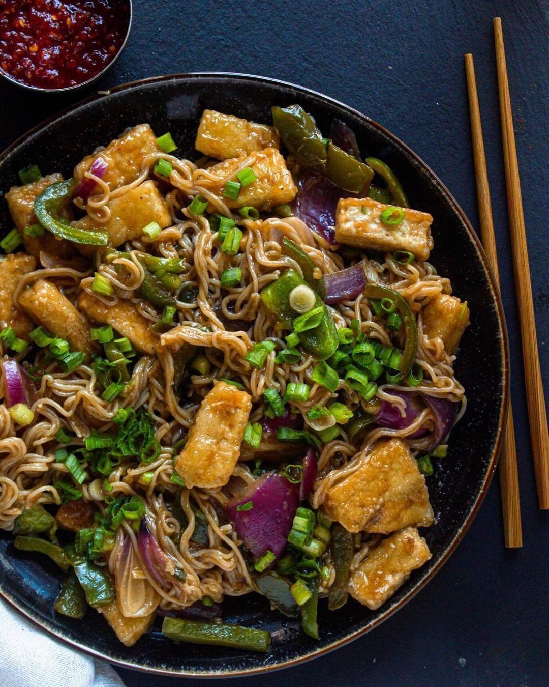 Noodles in Sweet and Spicy Tofu Sauce