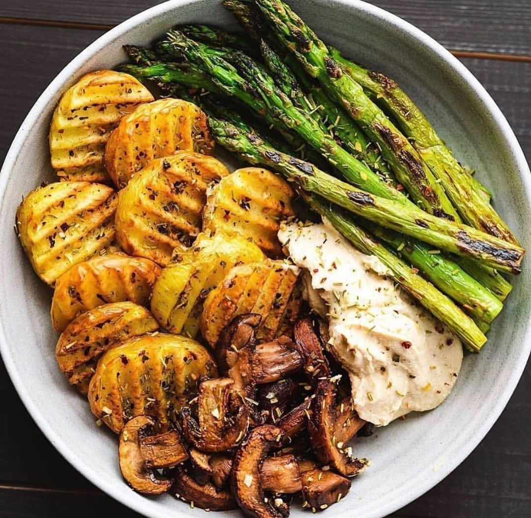 Charred Asparagus, Soy Glazed Mushrooms, Creamy Oil-Free Hummus and Crispy Crinkle Potatoes