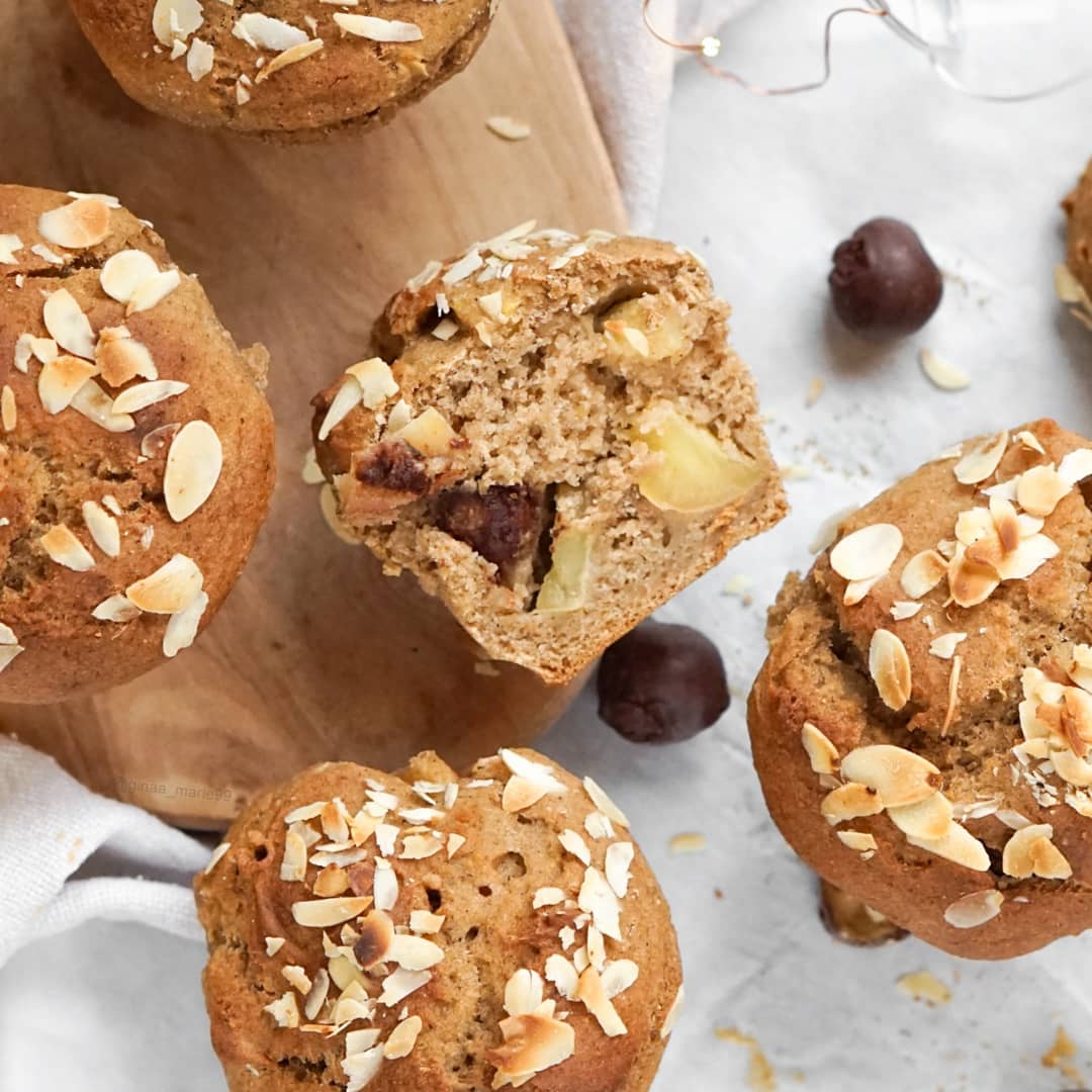 Healthy Apple Cinnamon Muffins