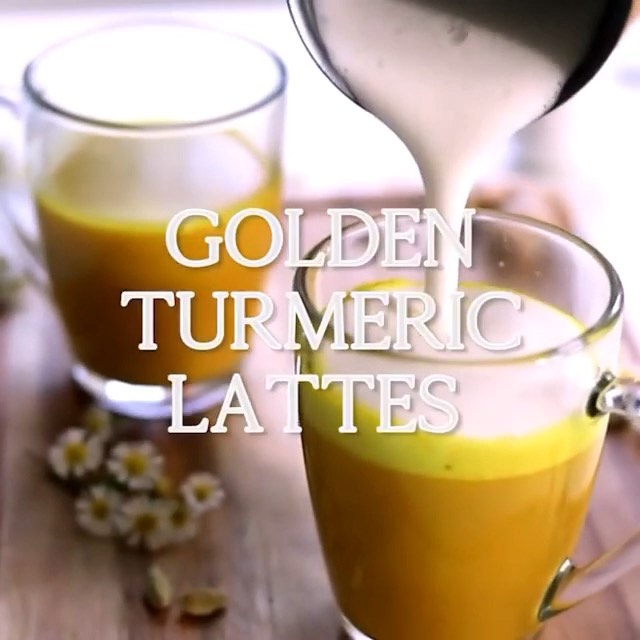 Cozy Golden Turmeric Latte Drink