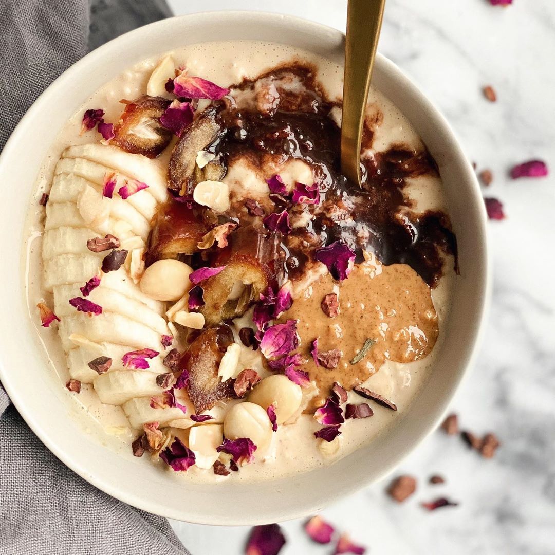 Rose Vanilla Almond Protein Oats