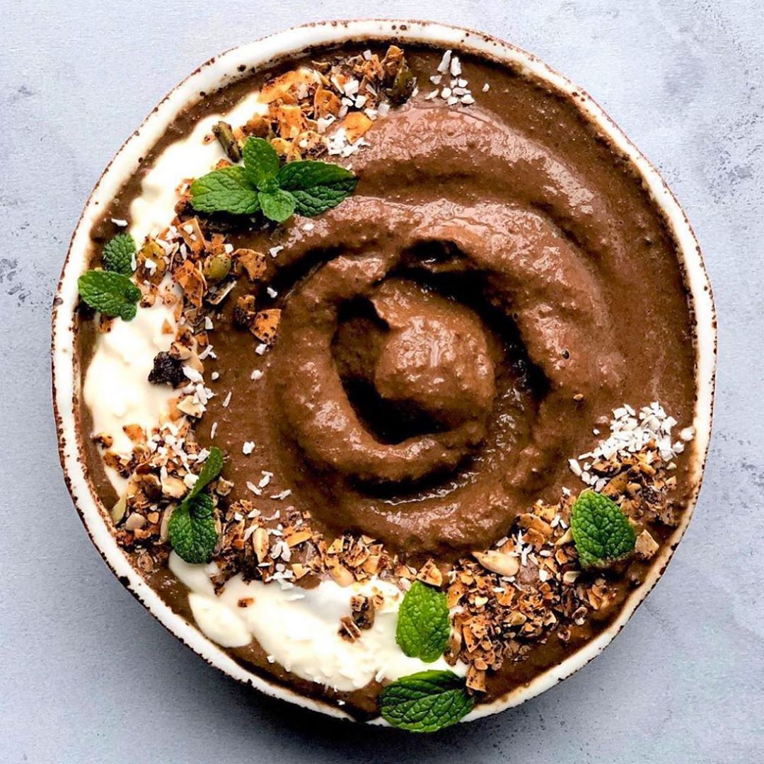 Mint Chocolate Smoothie with Veggies and Mint