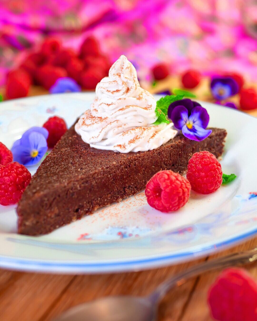 Raw Vegan Chocolate Cake with Vanilla Coconut Cream