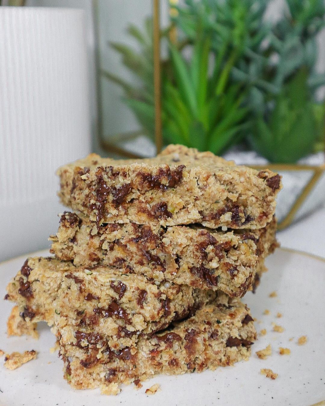 Oatmeal Chocolate Chip Bars