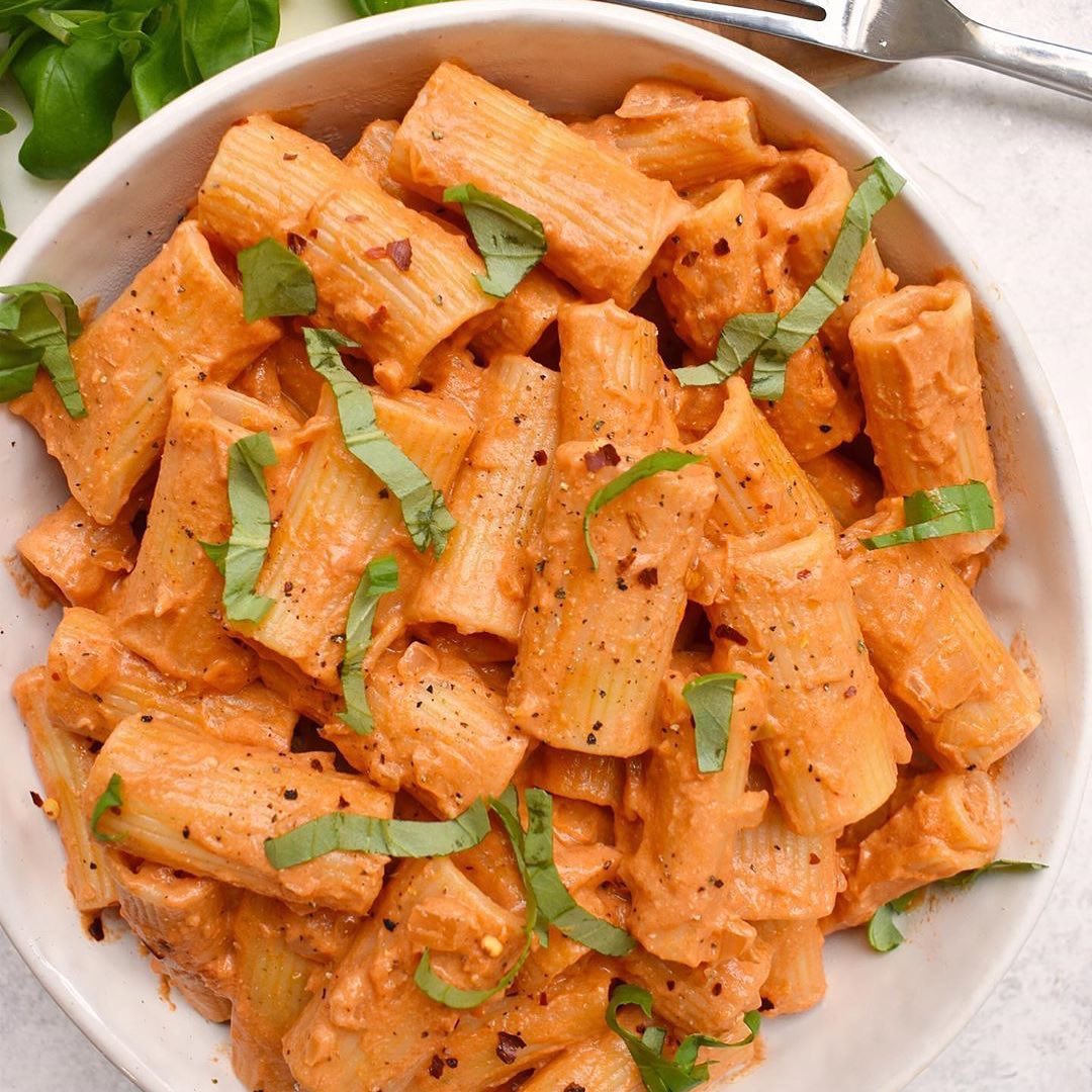 Vegan Creamy Tomato Pasta