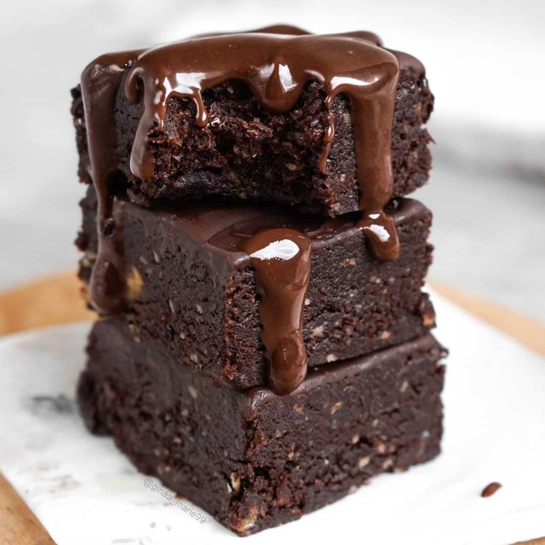 Easy No-Bake Hazelnut Chocolate Brownies
