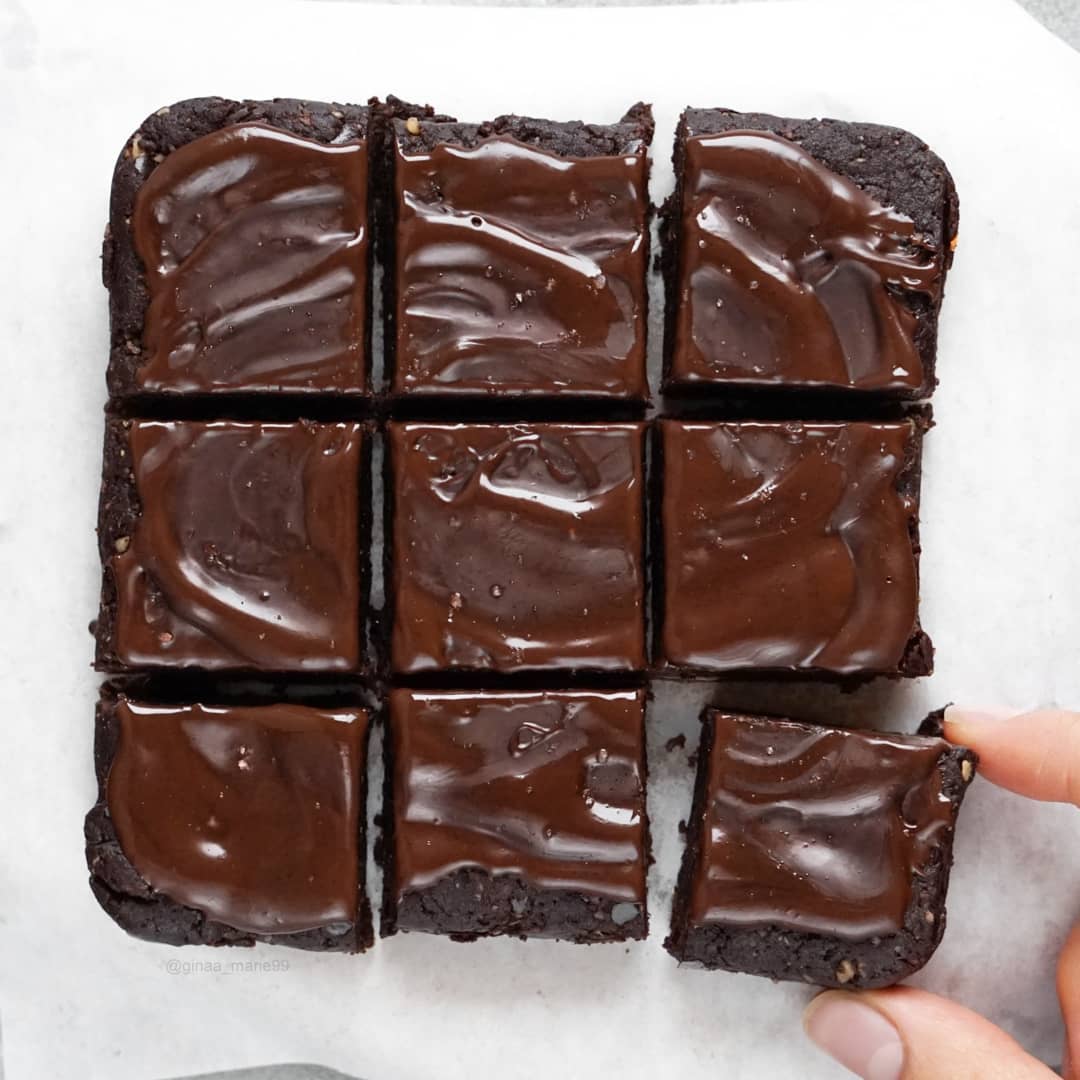 Easy No-Bake Hazelnut Chocolate Brownies
