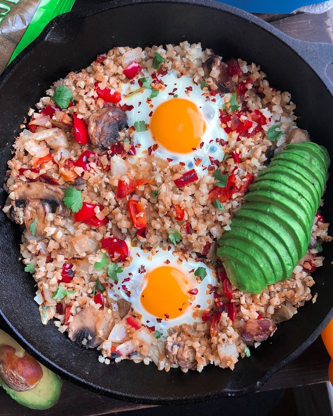 Whole30 Cauliflower Rice Breakfast Skillet