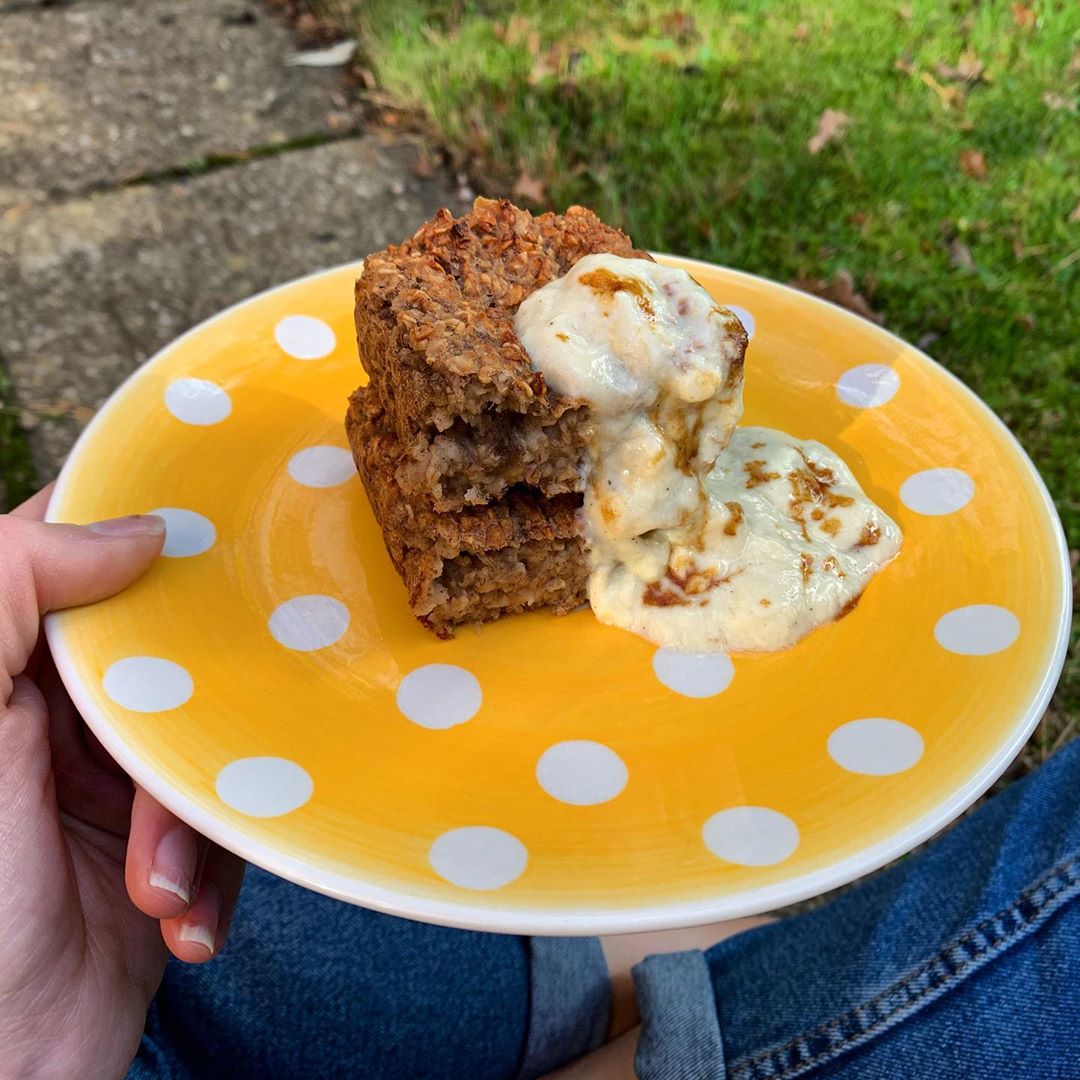 Maple and Gingerbread Baked Oats