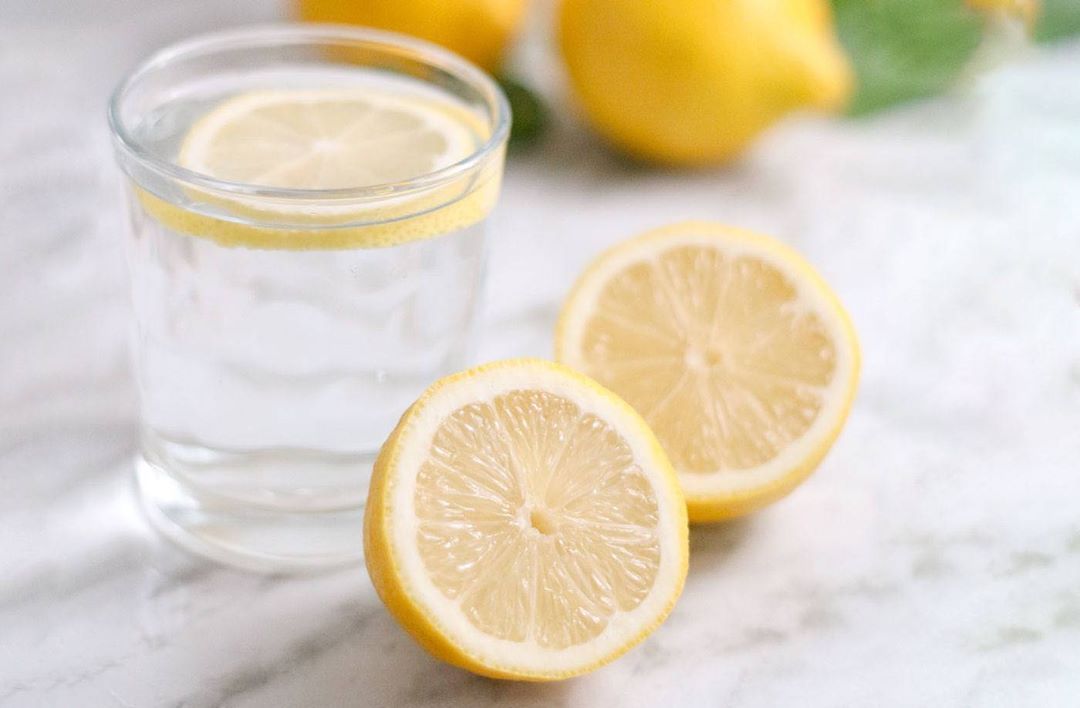 Easy Detoxifying Elixir with Lemon and Ginger