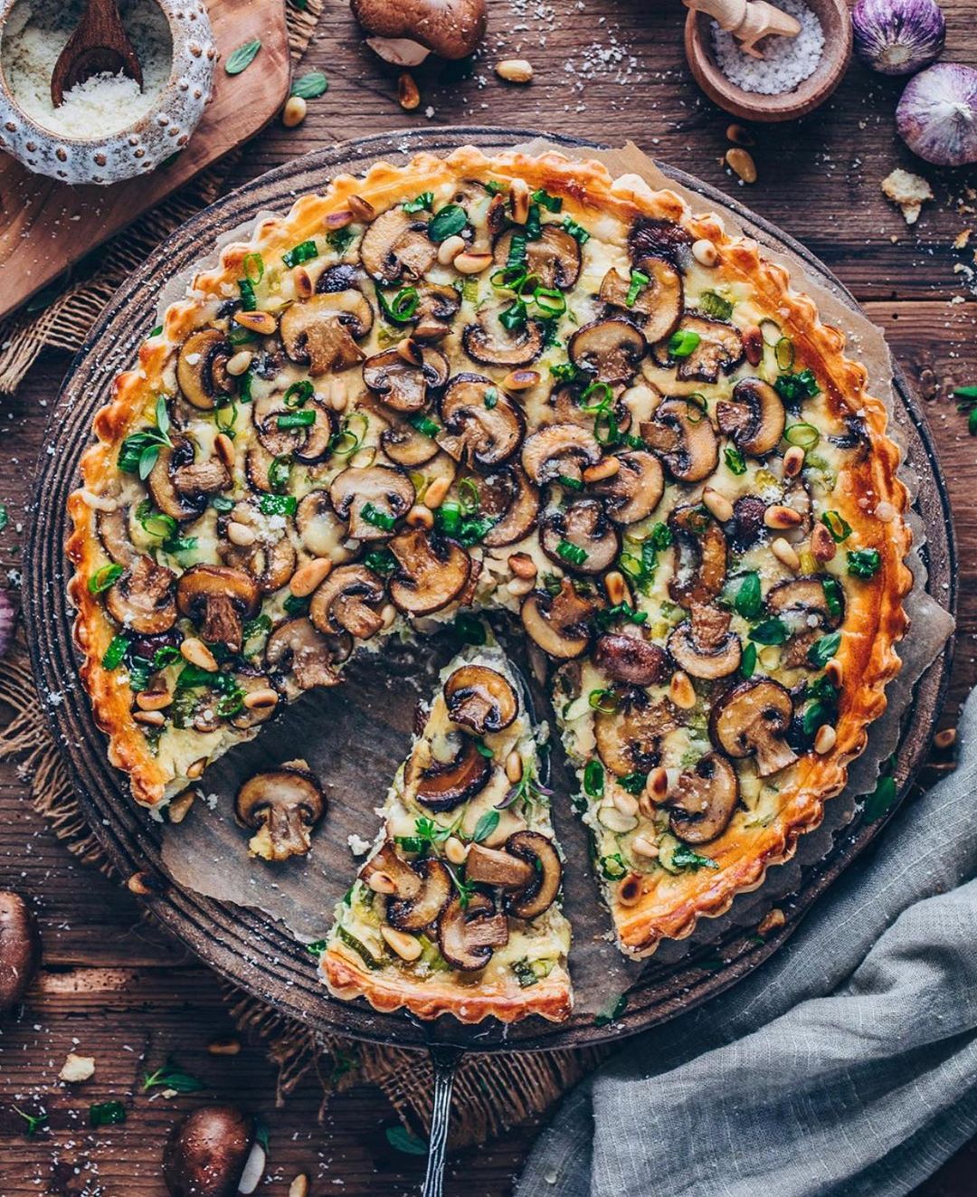 Vegan Mushroom Leek Quiche with Chestnuts