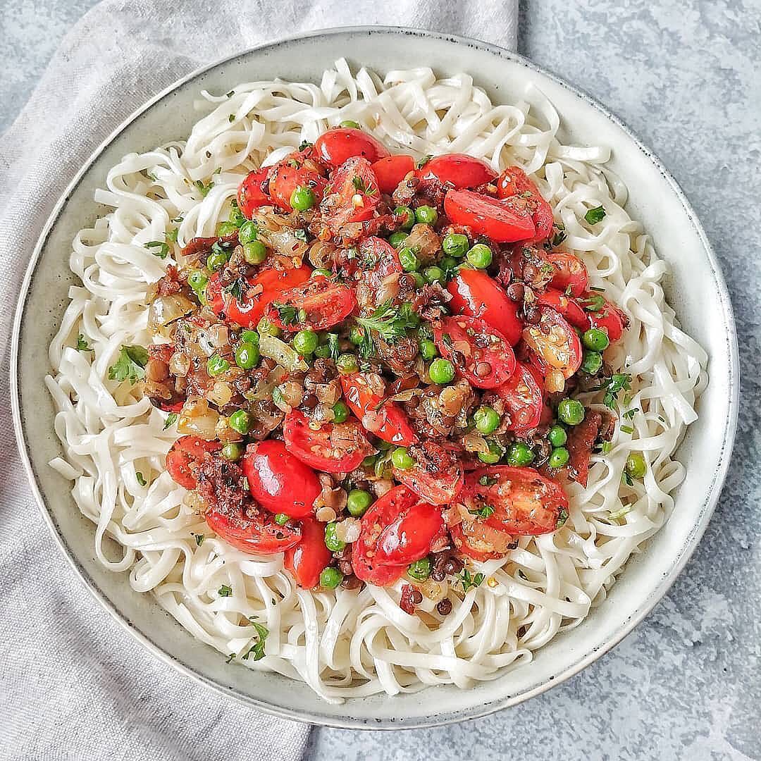 Noodles with Peas, Cherry Tomatoes, Lentils, and Sun-Dried Tomato Sauce
