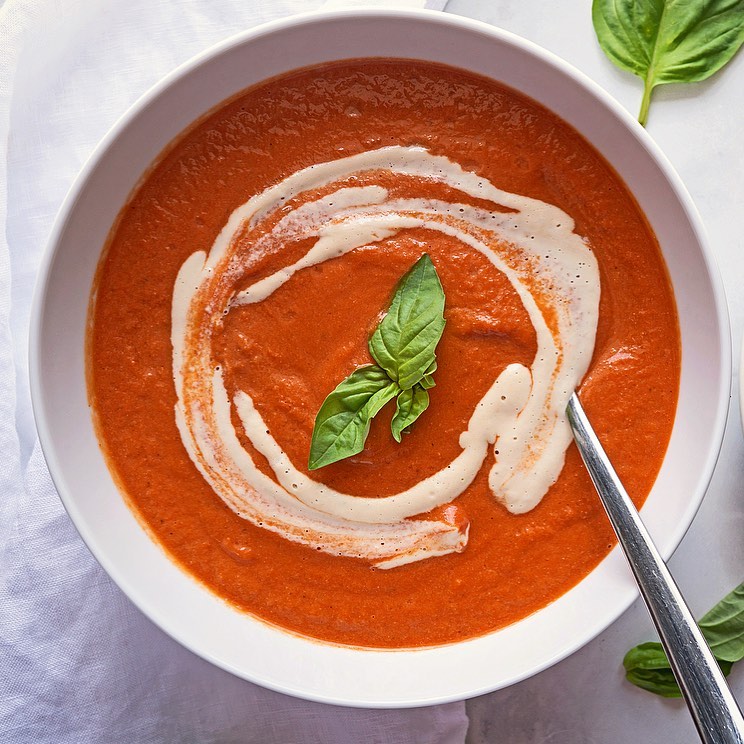 Creamy Tomato Basil Bisque