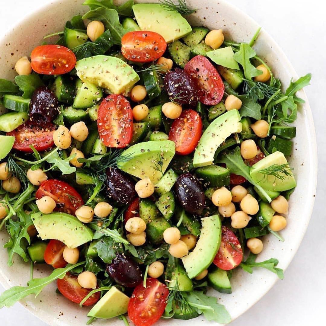 Vegan Arugula and Chickpea Salad Bowl