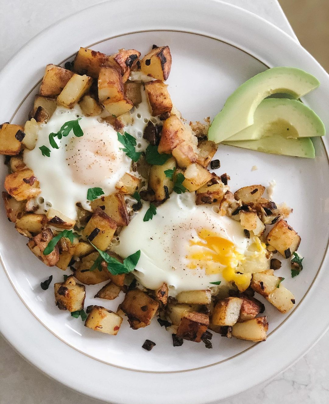 Simple Breakfast Hash with Eggs and Potatoes