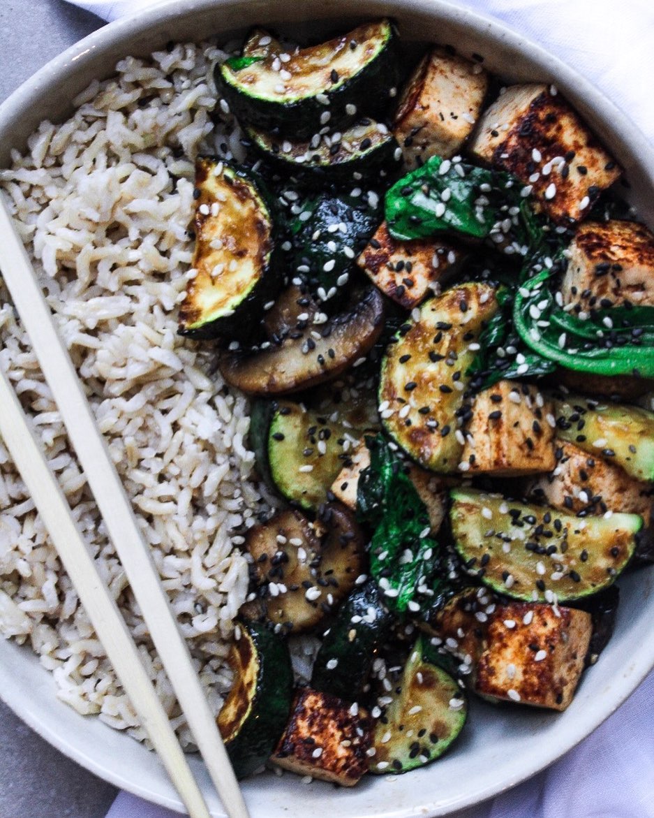 Healthy Veggie Tofu Stir Fry Dish