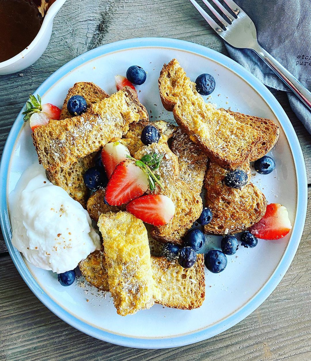 Air Fryer Vegan French Toast Sticks