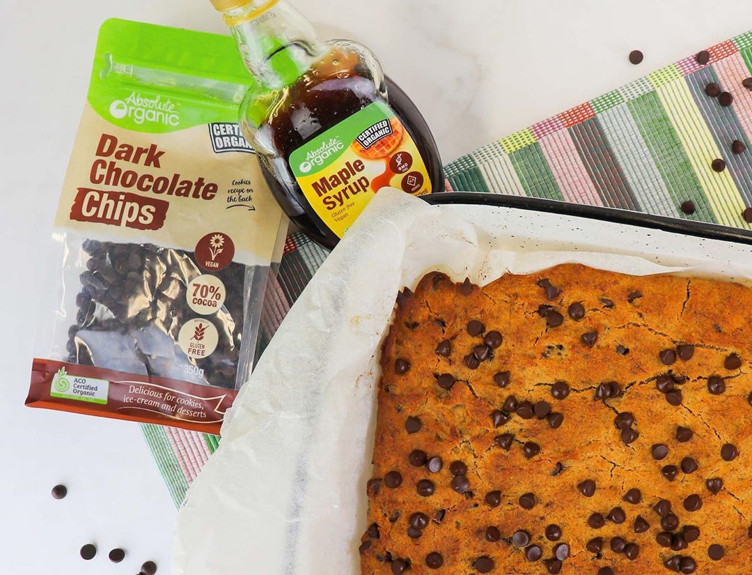 Vegan Banana Chocolate Chip Cake