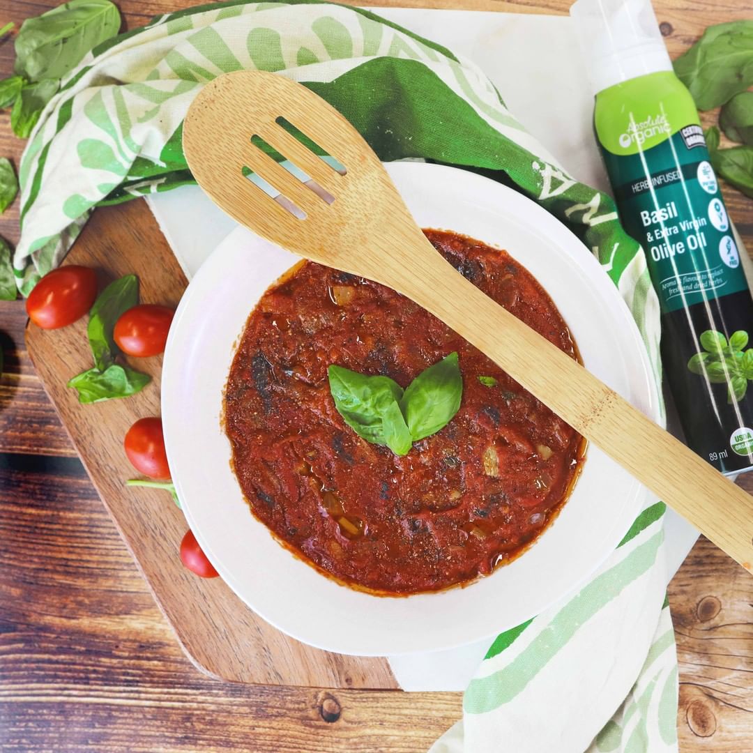 Caramelized Onion and Garlic Pomodoro Sauce