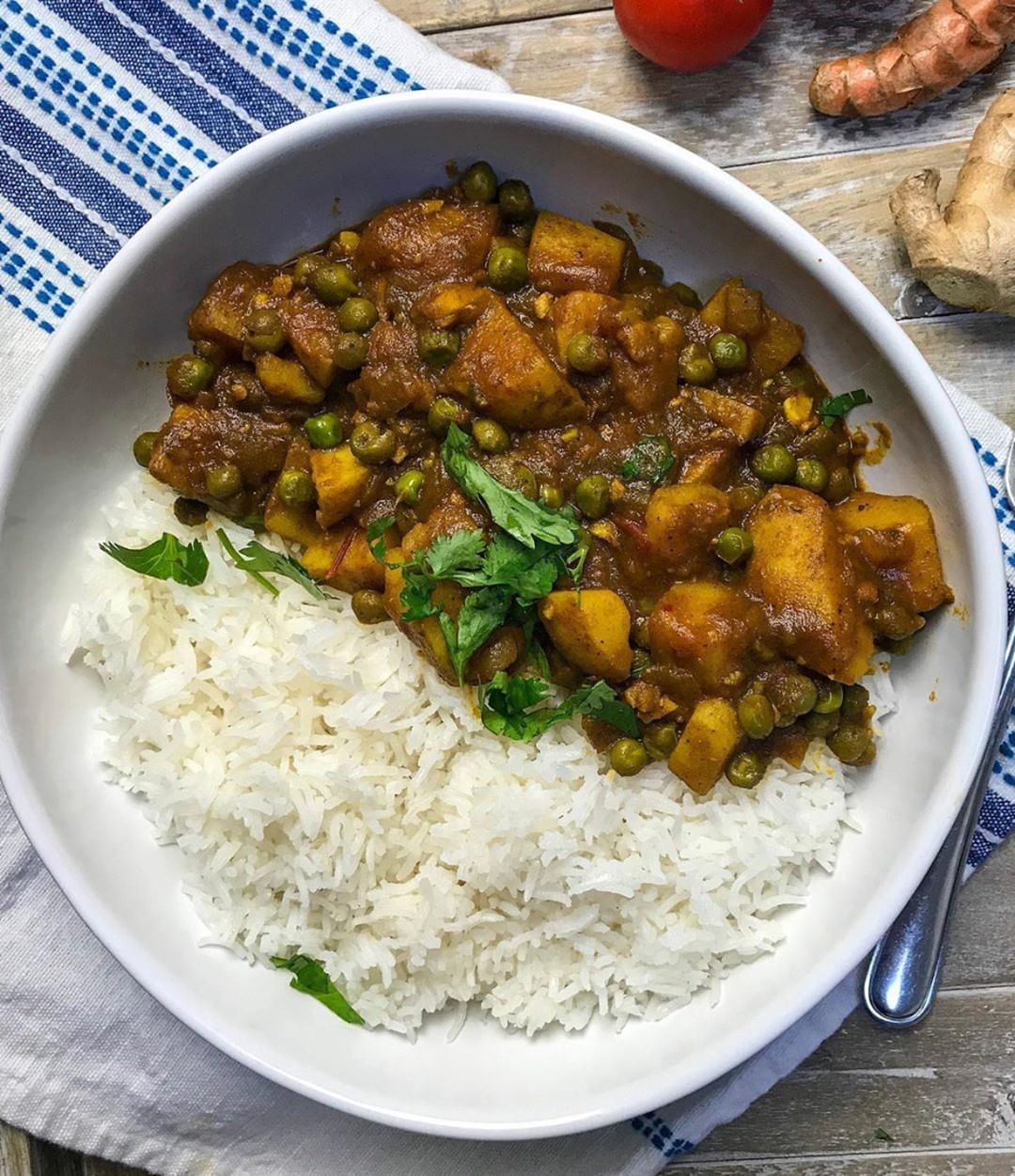 Indian Vegan Curry with Potatoes and Peas