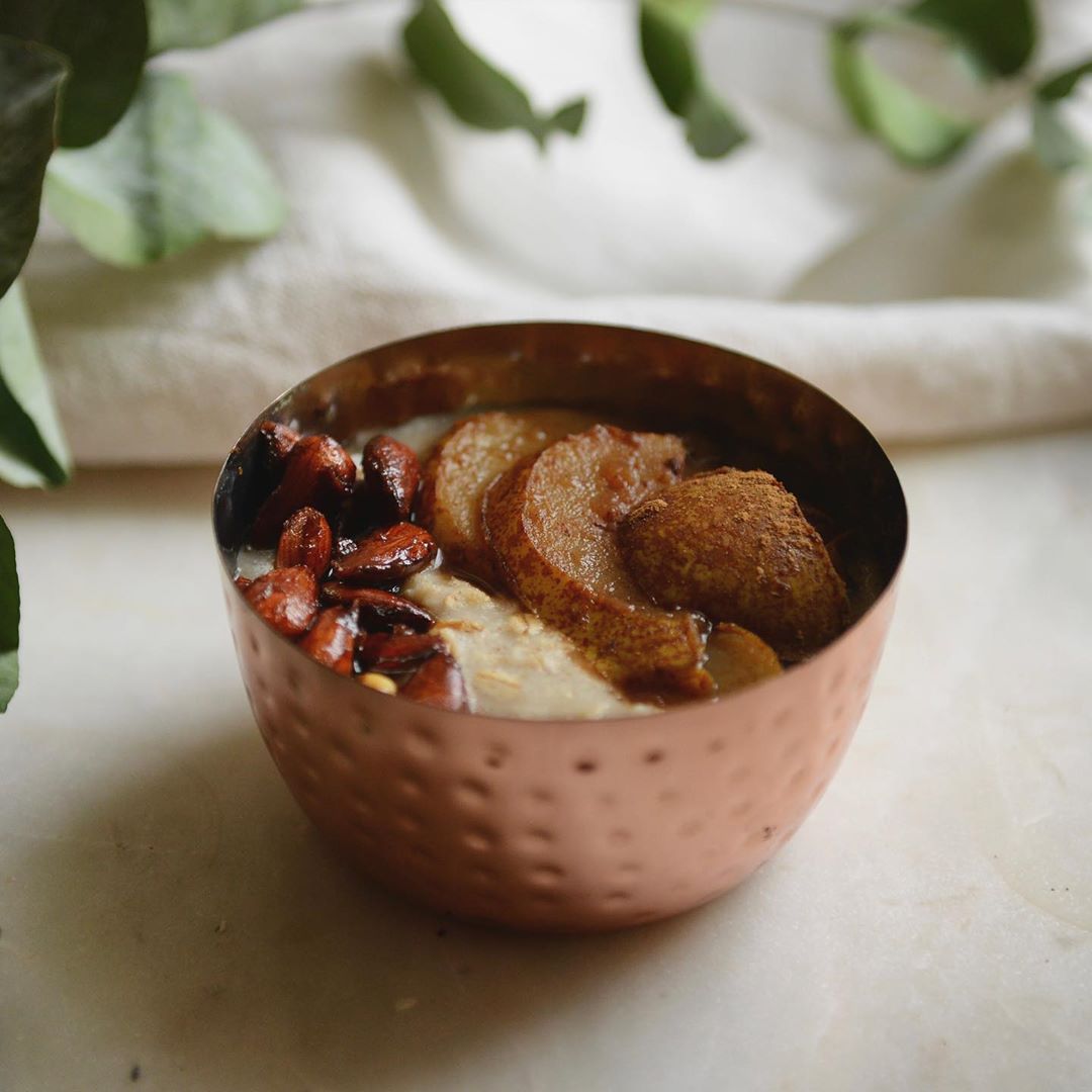 Almond Milk Porridge with Ashwagandha and Spiced Pear