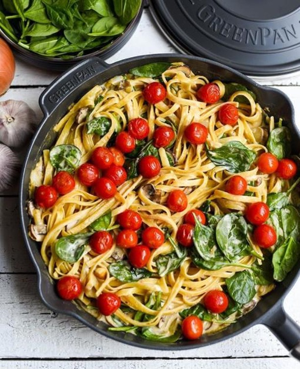 Creamy Mushroom and Spinach Pasta with Balsamic Grilled Tomatoes