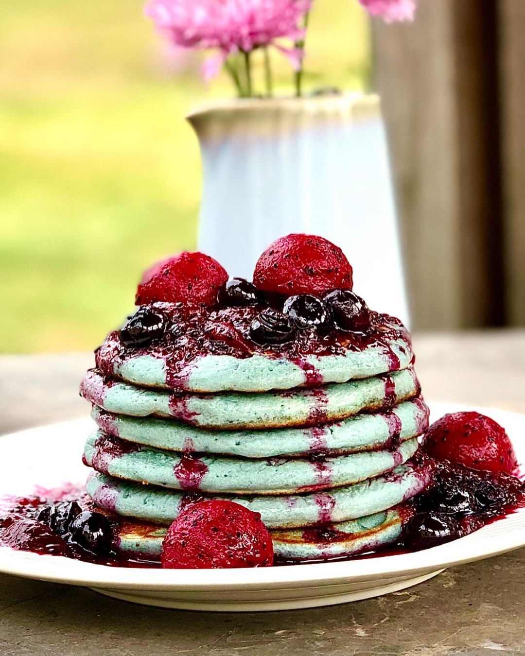 Vegan Blueberry Pancakes with Pitaya Sauce