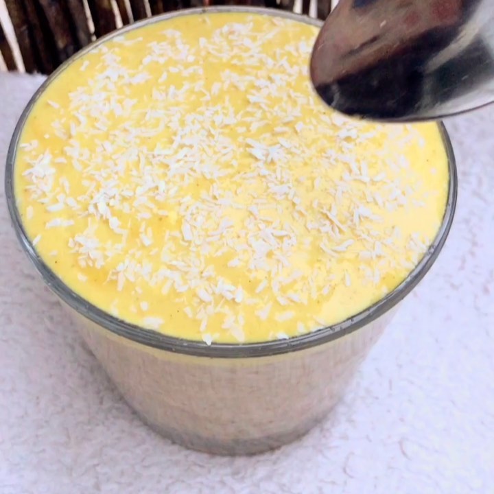 Raffaello Inspired Overnight Oats Breakfast