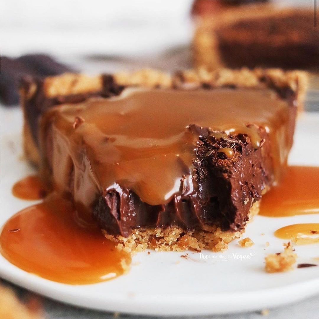 No-Bake Chocolate Tart