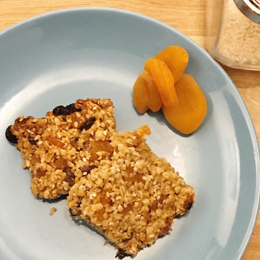 Apricot Flapjacks with Oats, Seeds and Honey