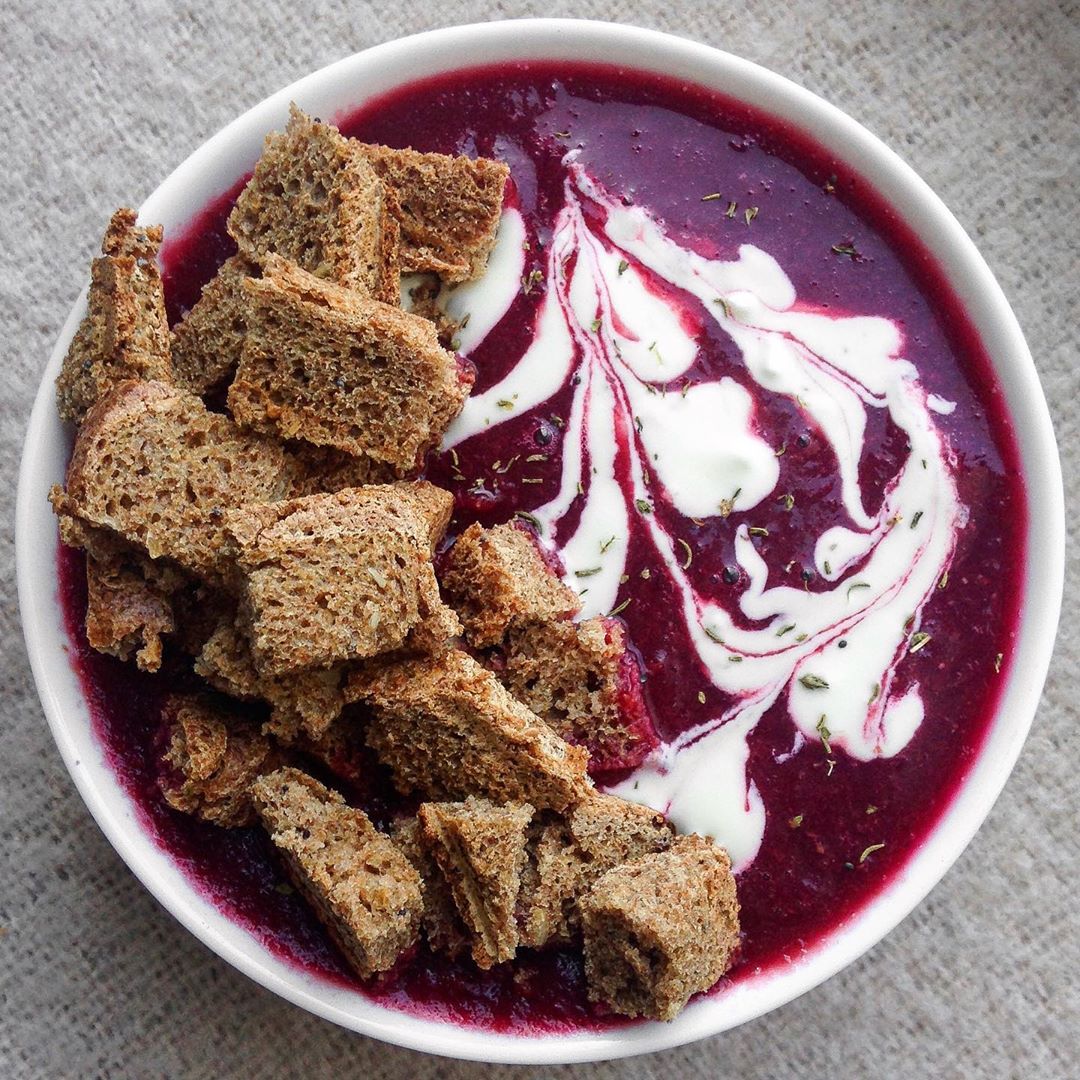 Beetroot and Lentil Cream Soup with Croutons
