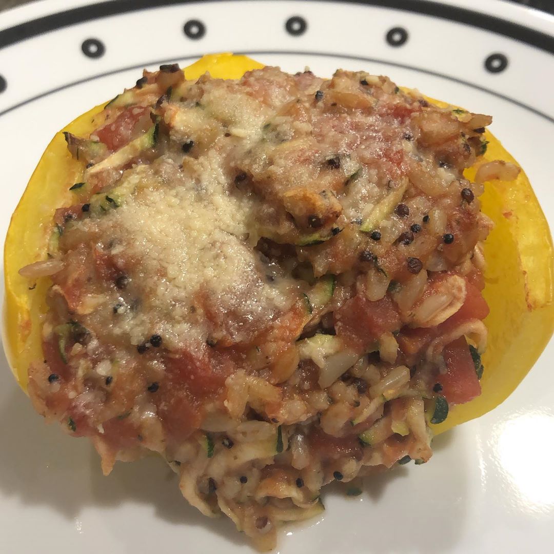 Italian Stuffed Peppers with Zucchini and Quinoa