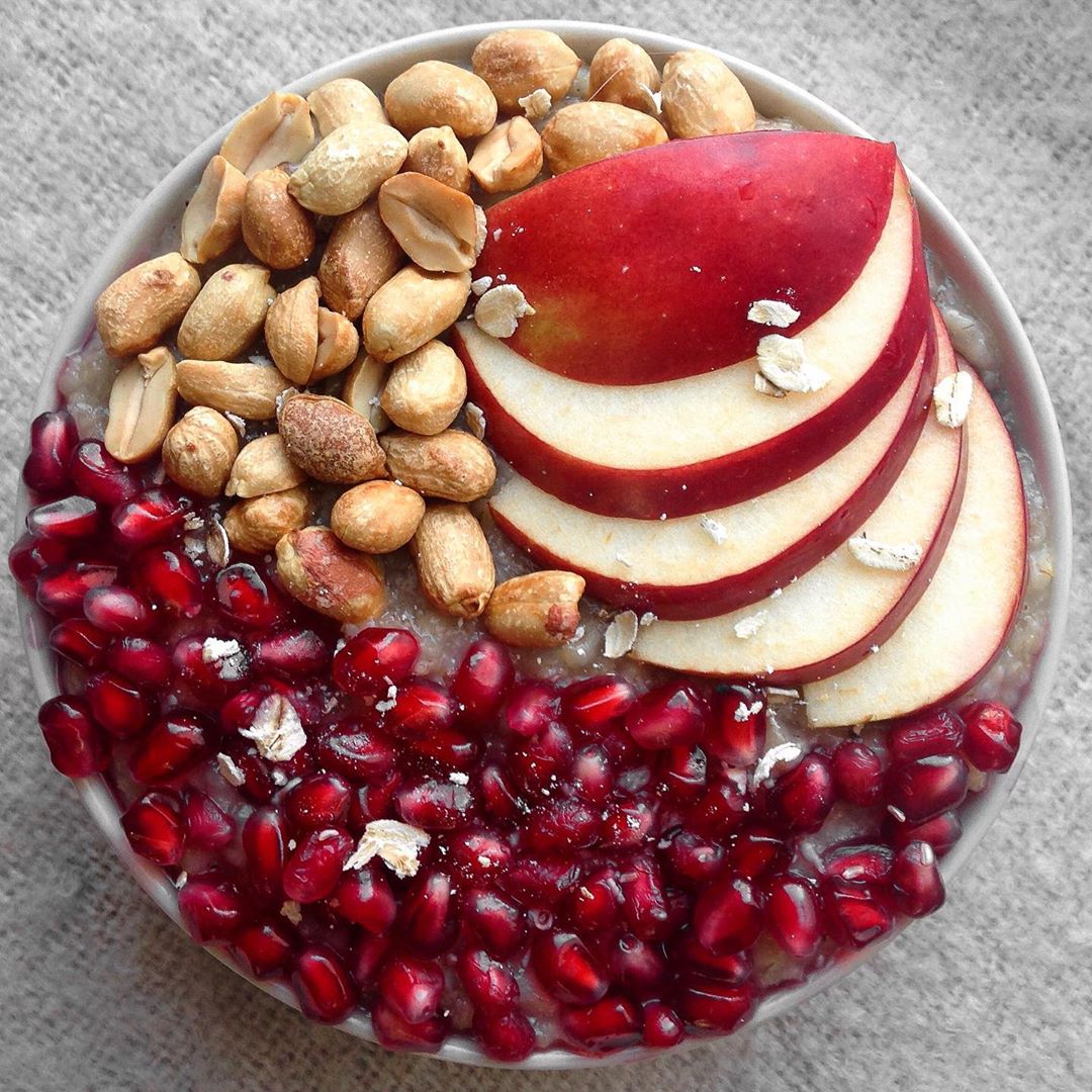 Apple, Peanuts, and Pomegranate Oatmeal Bowl