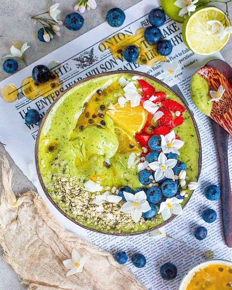 Vibrant Green Smoothie with Banana and Passionfruit